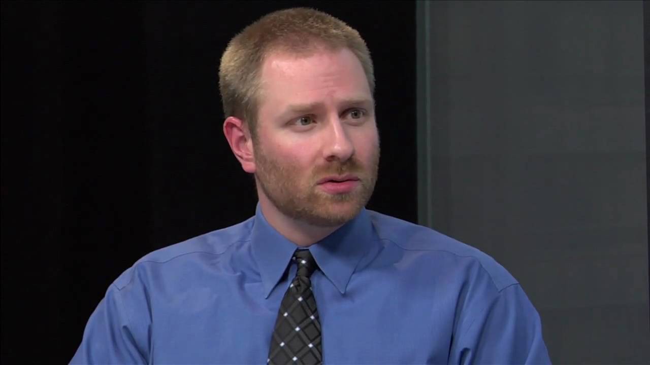How Financial Reform Impacts Bank Investors - Morningstar Video