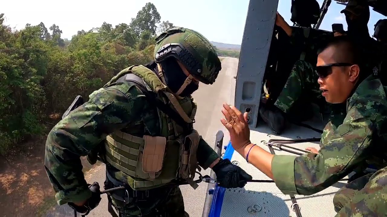 Bell-212 Rappelling Training