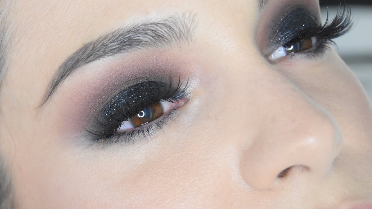 DAZZLING NIGHTS | Ahumado con glitter paso a paso