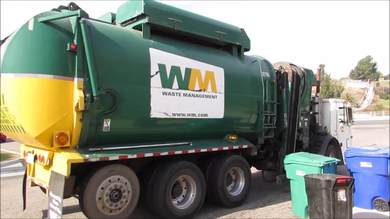 Waste Management: Greens in Bonita