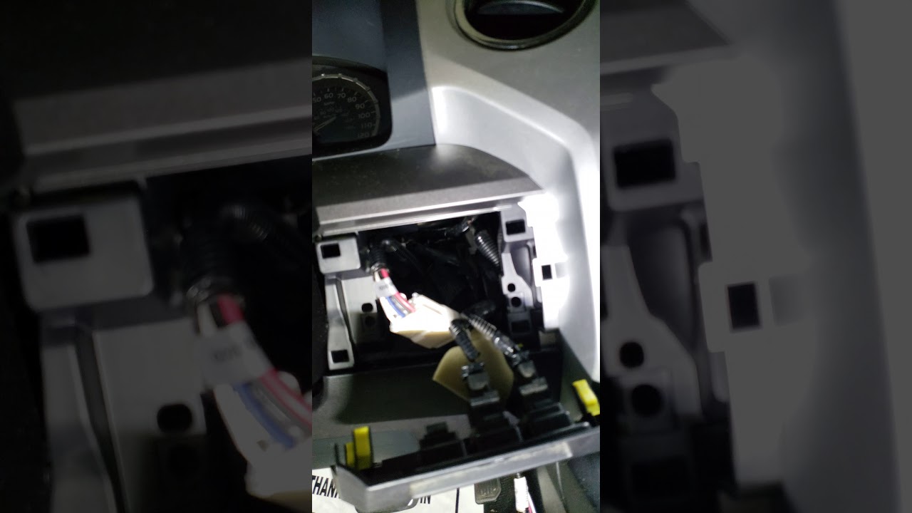 Trailer brake controller install Toyota Tundra