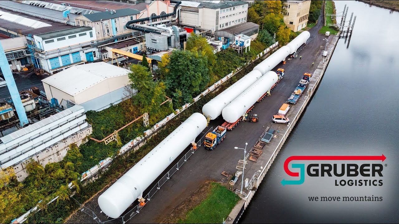 Gruber Logistics - Transport of 6 Tanks in Děčín/CZ