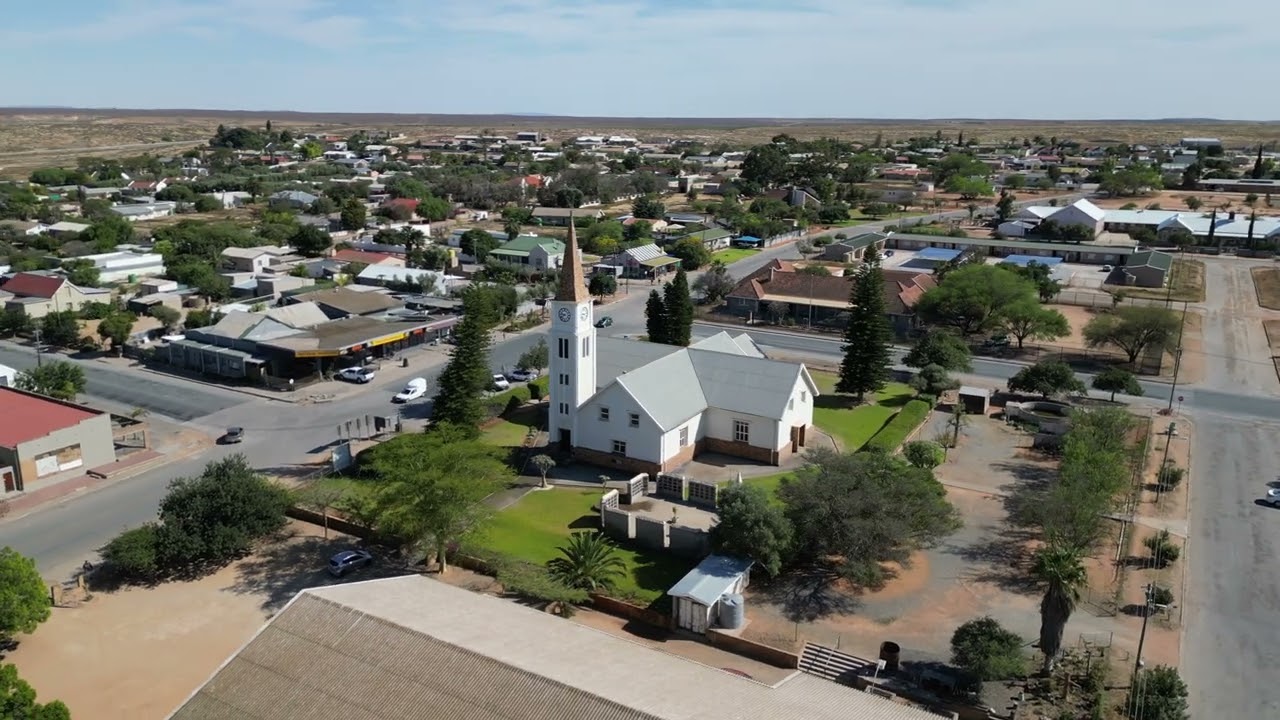 Vanrhynsdorp &ndash;Faith at the Foot of the Mountains