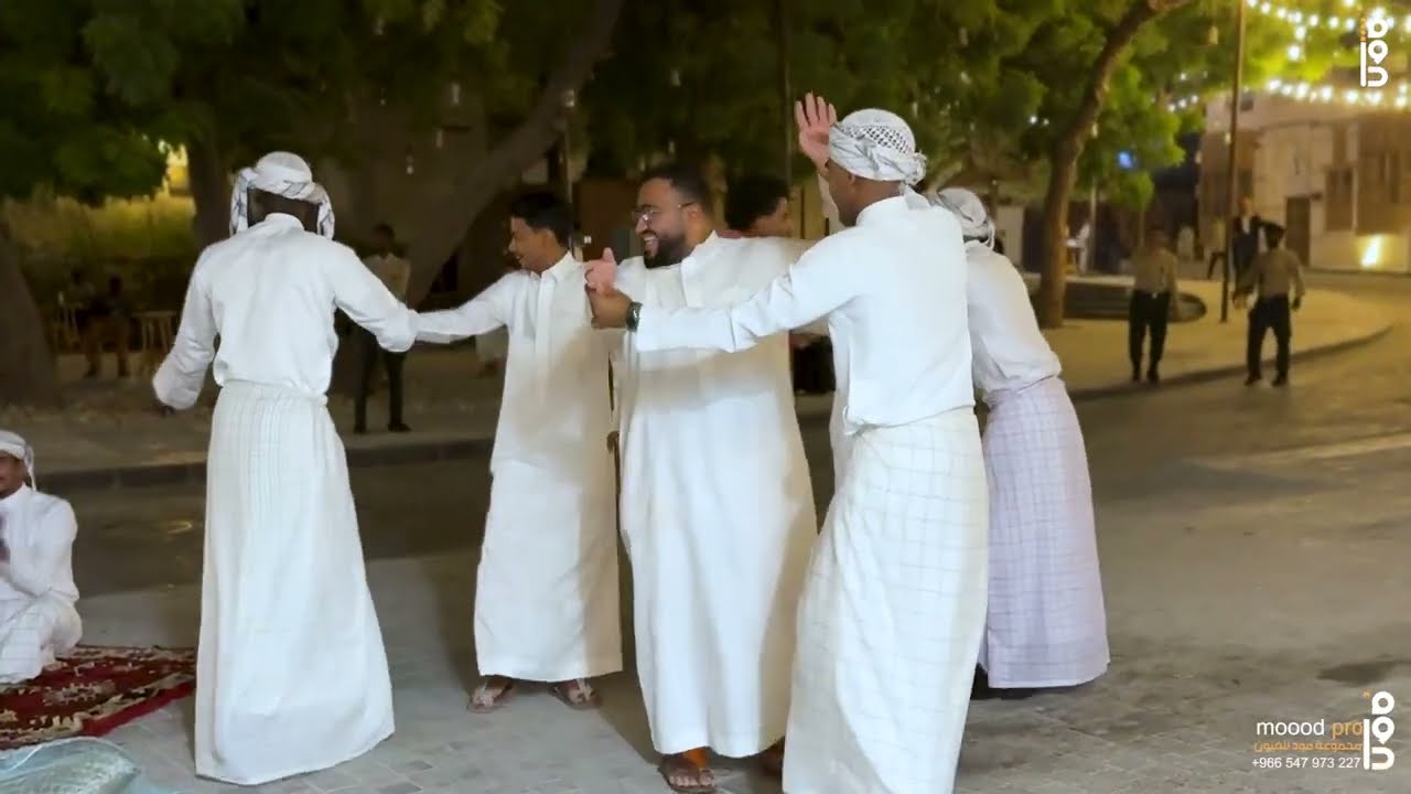 استقبال فريق فالكون بالطرب الينبعاوي - فرقة مود للفنون الشعبية -  (آيام زمان في جدة )