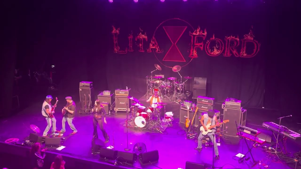 Bobbie Dazzle - Watch Out (ABBA cover) - Live At London O2 Indigo 24.07.25