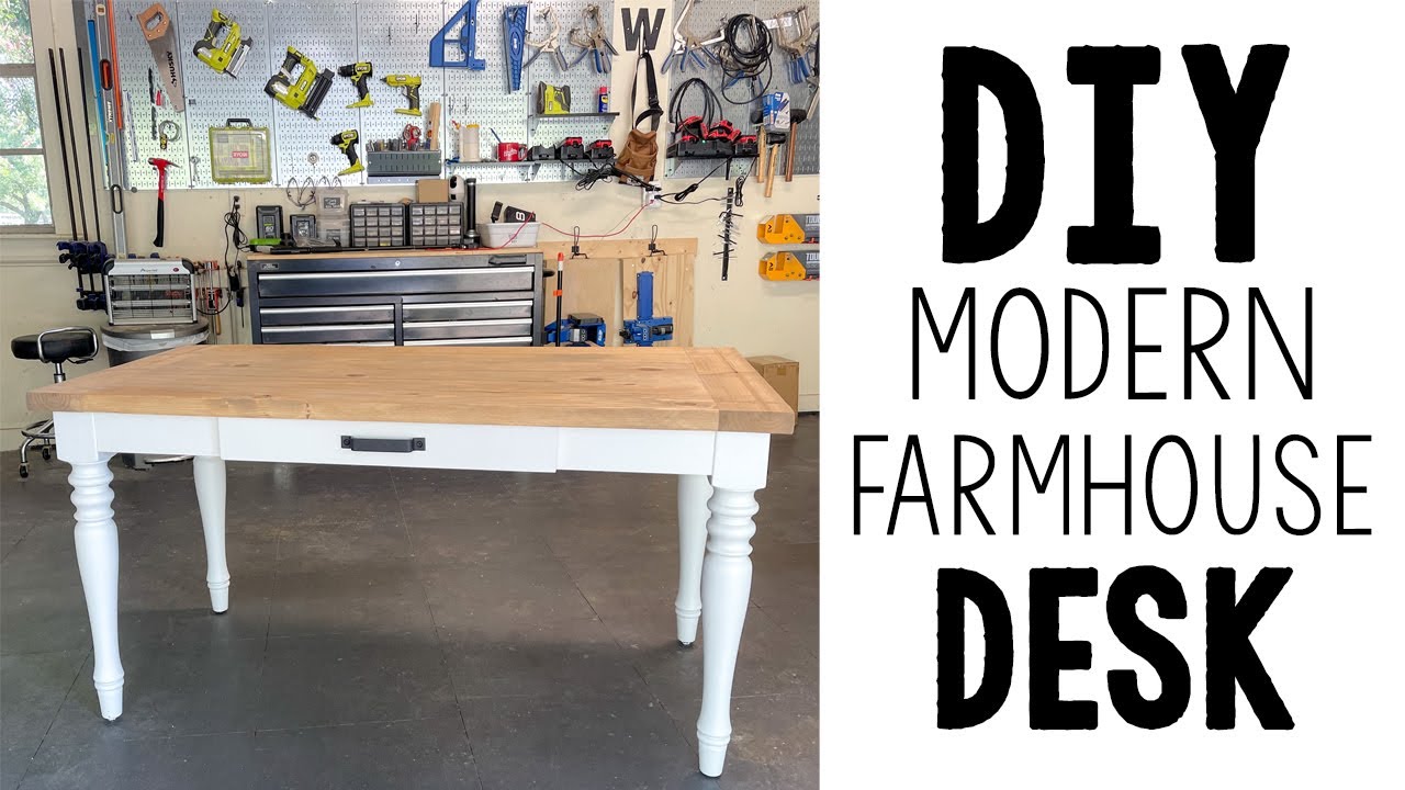 DIY Modern Farmhouse Desk!