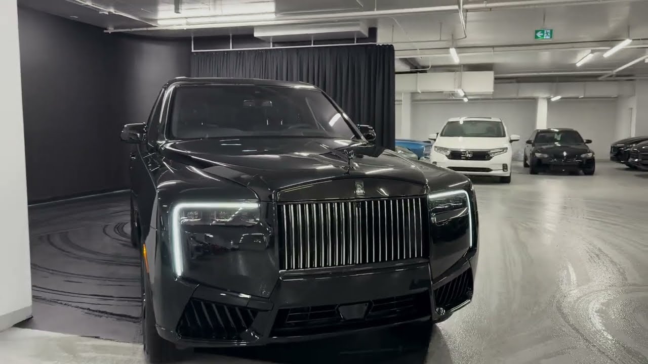2025 Rolls-Royce Black Badge Cullinan - Walkaround