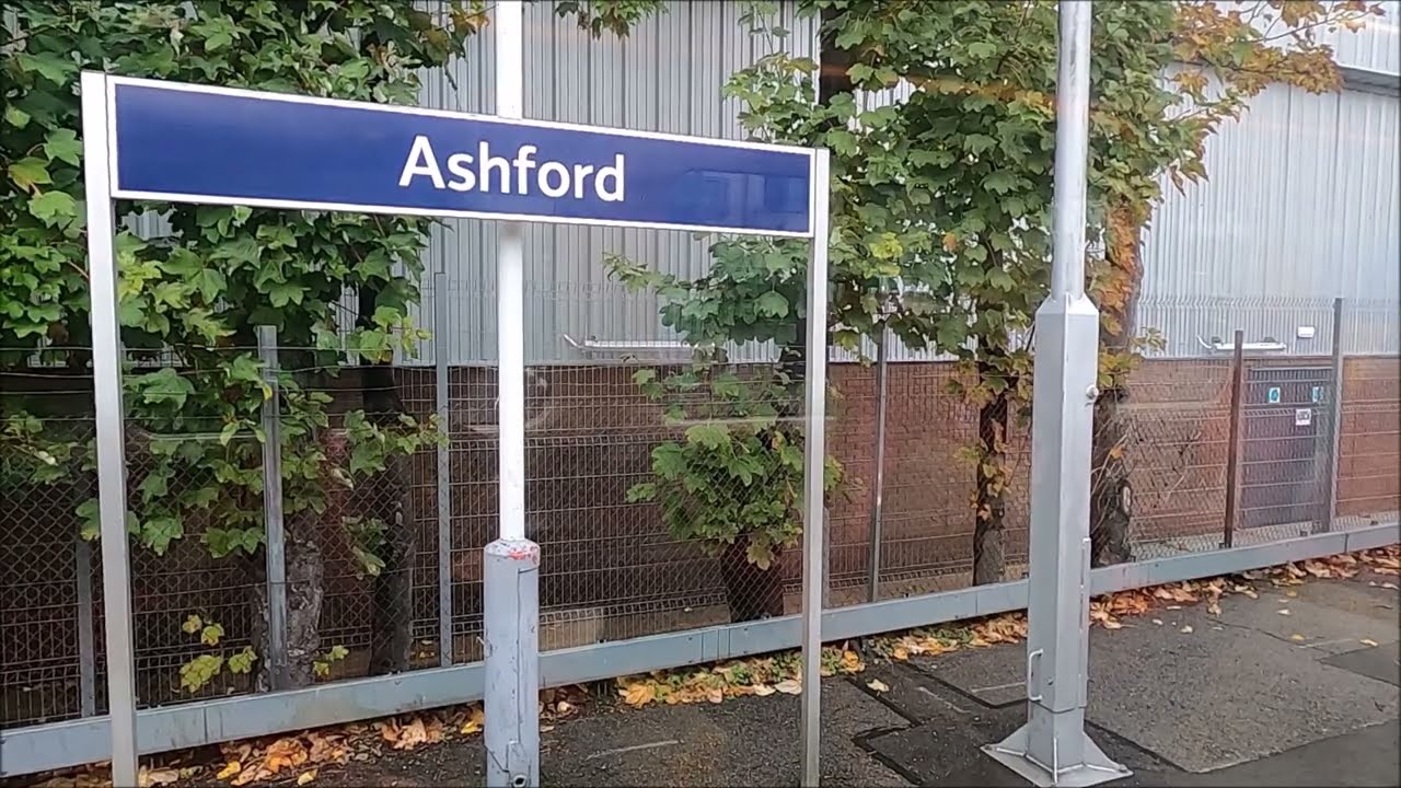 South Western Railway Train Journey - Ashford To Whitton - October 2022 | kittikoko
