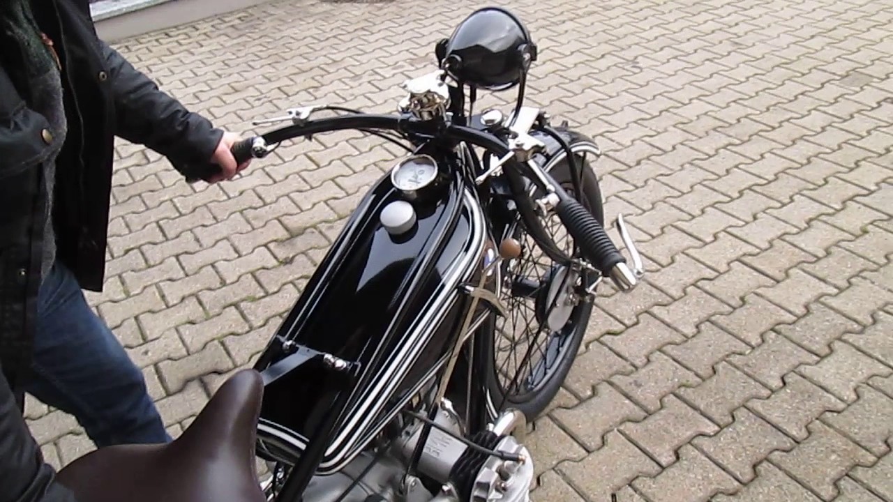 BMW R42