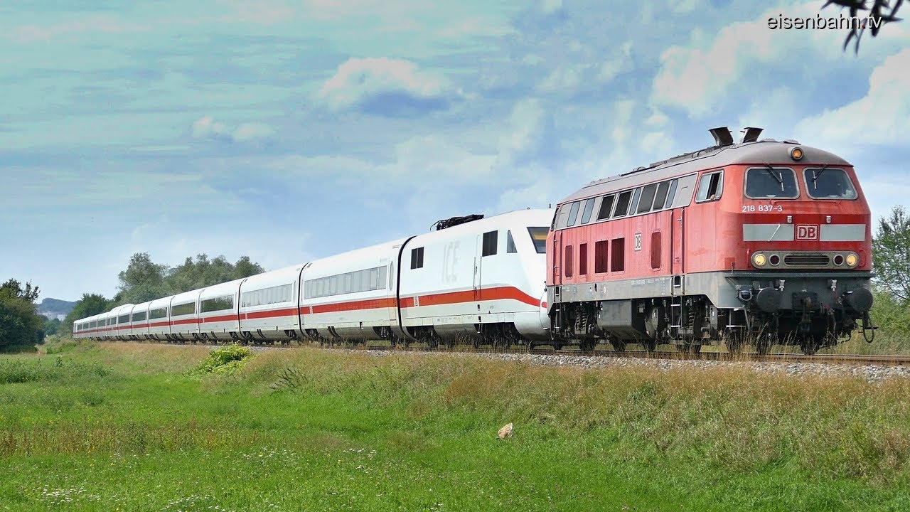 Eisenbahn Verkehr in die Schweiz wird über die Nebenbahn geschleppt wegen Sperrung Rheintalbahn