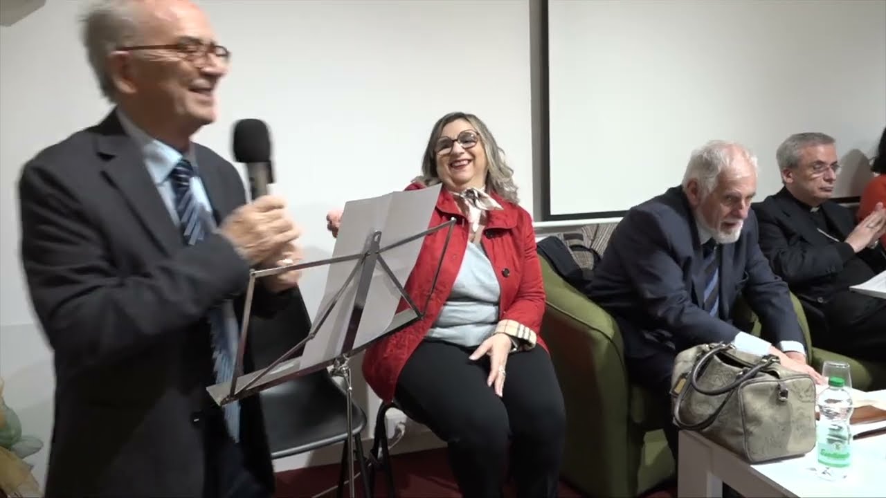 UNILABOR Rionero. Storia di un Palazzo, di una Famiglia, di una Biblioteca" di  Luisa Lovaglio