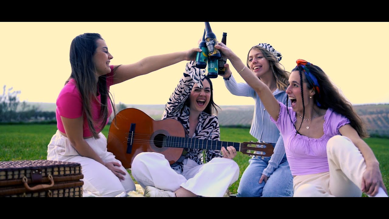 Pilar Moxó - Flores Blancas