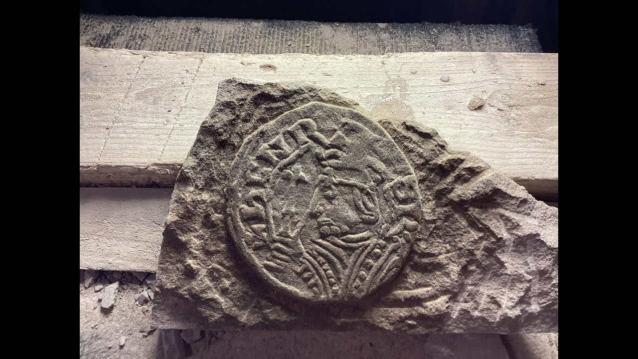 HOW I CARVE A SMALL HENRY I COIN IN STONE