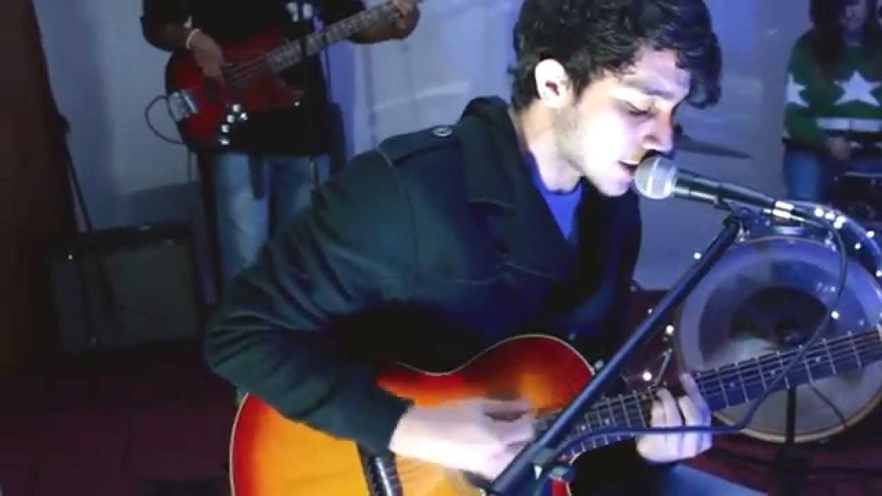 Cuásar - Alice (Live Session - Acústica Studio)