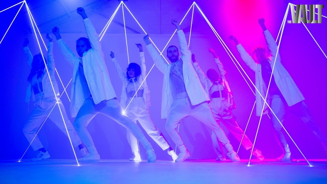 ''SexyBack'' - Justin Timberlake & Timbaland | Presented by Tobias Ellehammer | TheVault 5 of 17