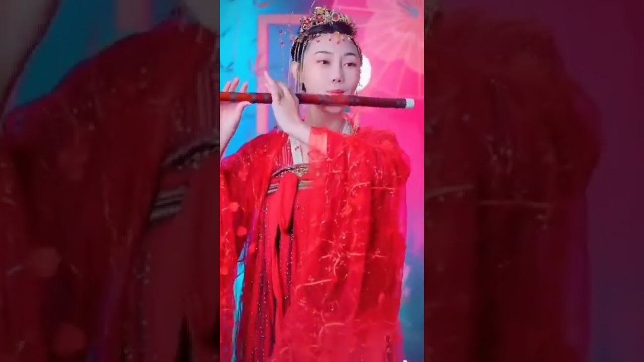 8 种乐器《佳人伴孤灯》一曲肝肠断 百般乐器，唢呐为王，不是升天，就是拜堂，千年琵琶，万年筝，一把二胡拉一生。唢呐一响全剧终