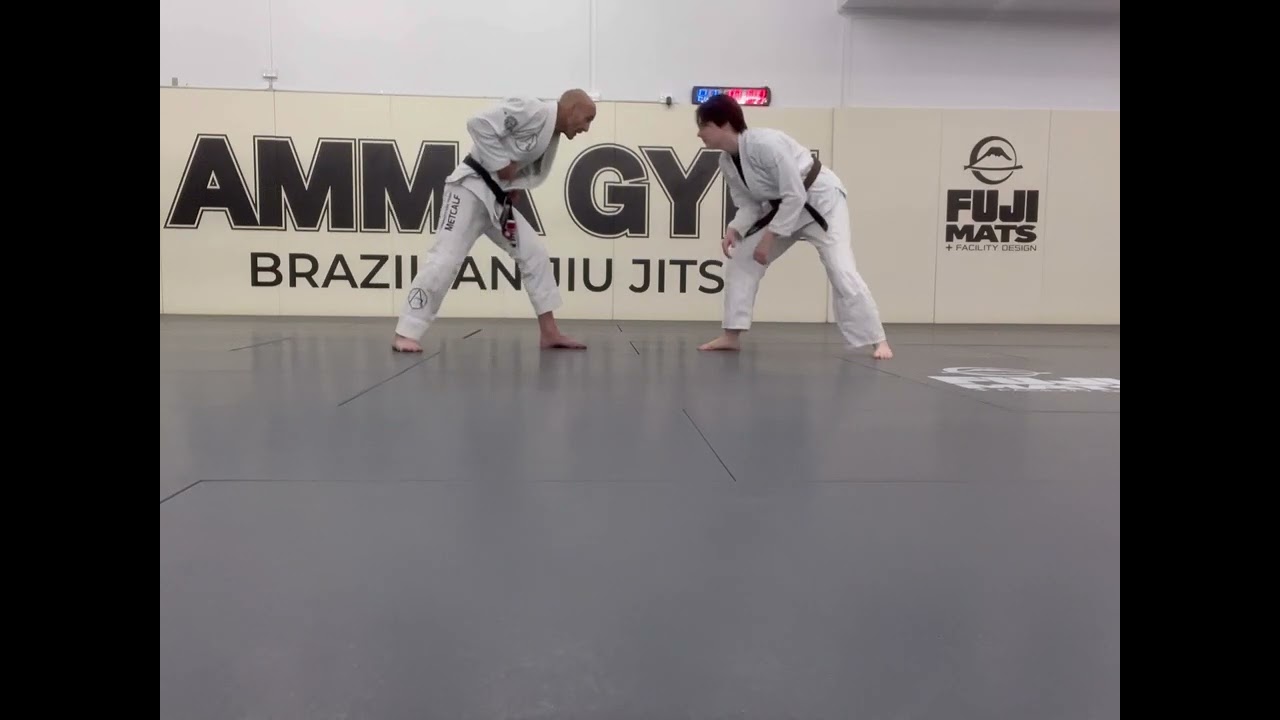 Guard Pull Counter: Gi - underhook pass 