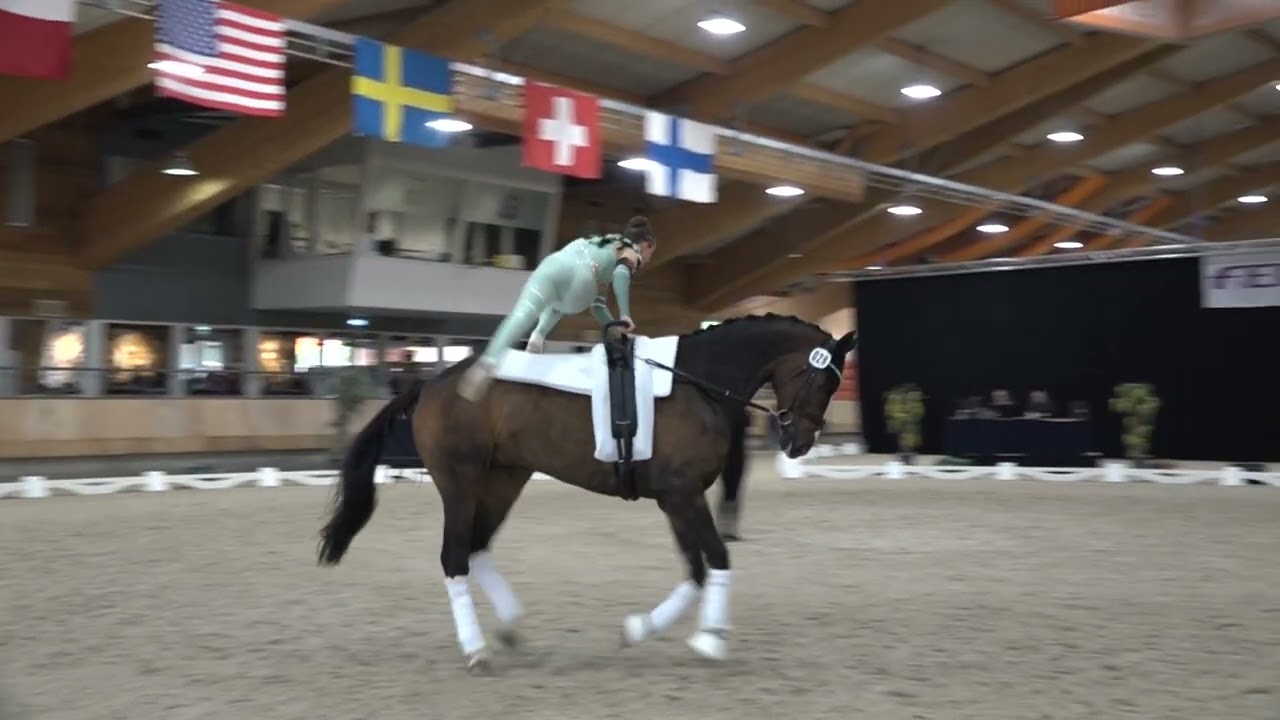 Paula Waskowiak Freestyle