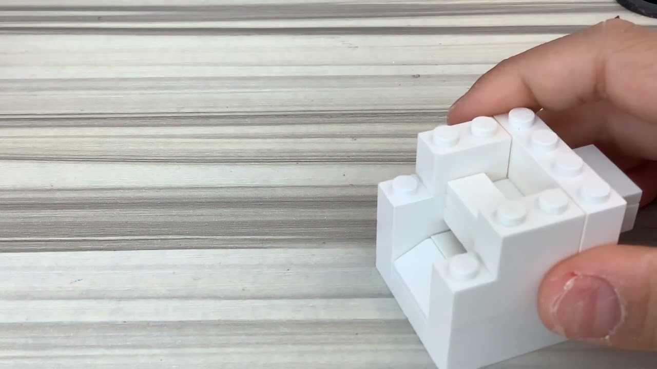 How to make a Lego vending machine coke