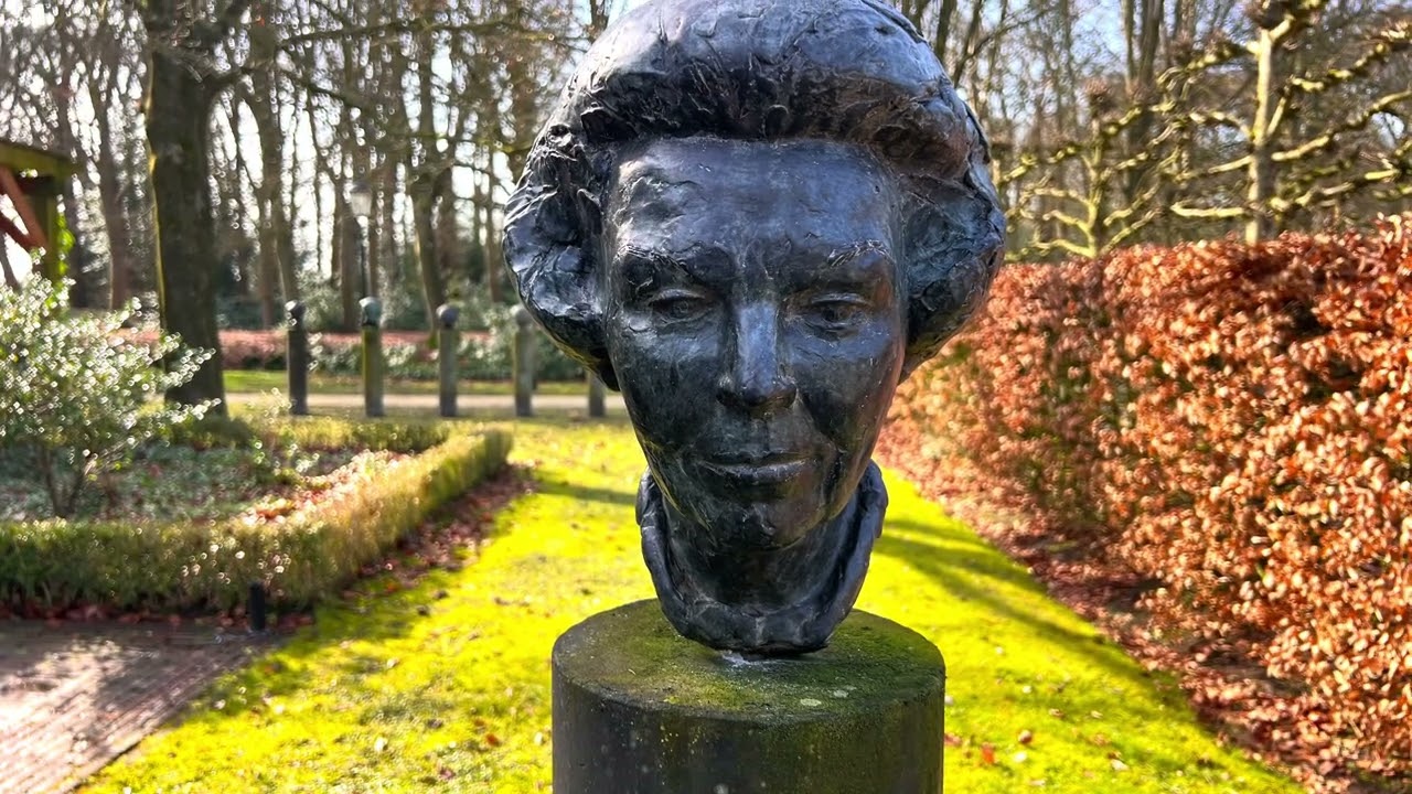 Wandelen in de natuur en een beeldentuin 