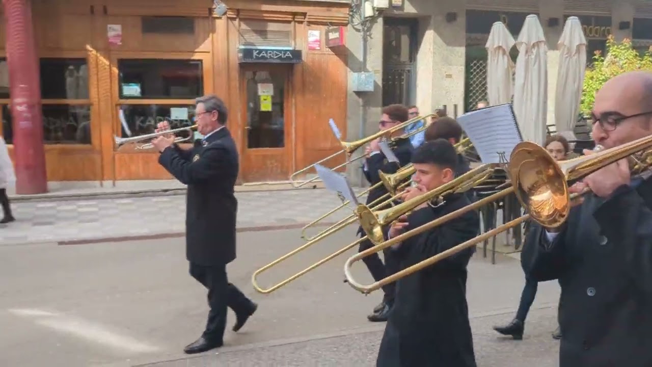Pasacalle a cargo de la AM 