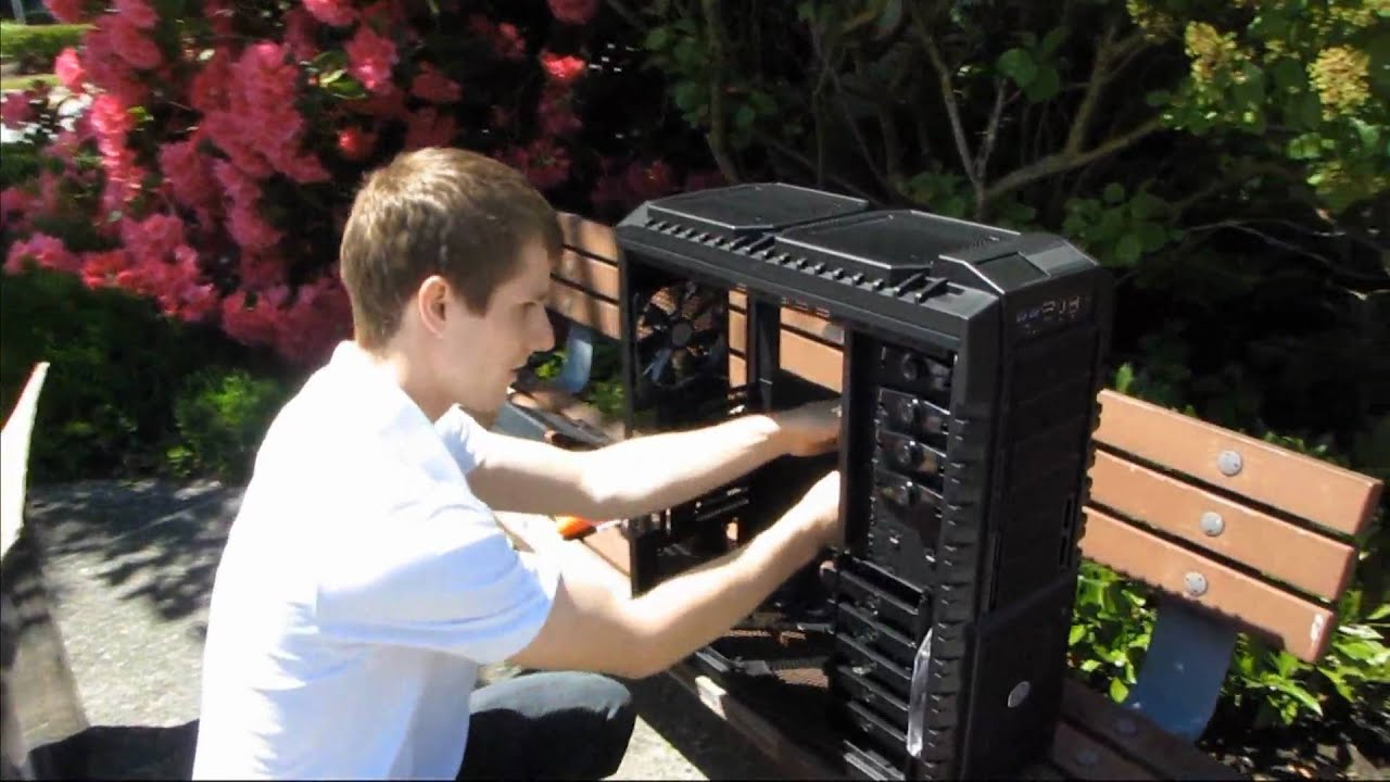 Cooler Master Haf-X XL-ATX Gaming Computer Case Unboxing & First Look Linus Tech Tips