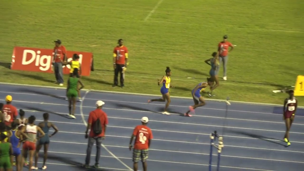 STETHS Girls 4x400m  @ Digicel Grand Prix 2017