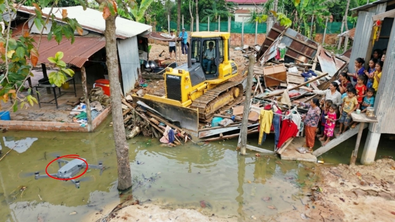 COMPLETE100% Clearing Water ​​In Small Space House​​ by Bulldozer D20P Pushing Soil & 5-T Dump Truck
