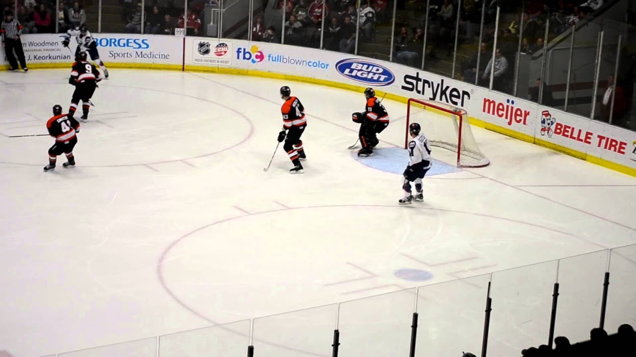 KWings' 5-on-3 goal