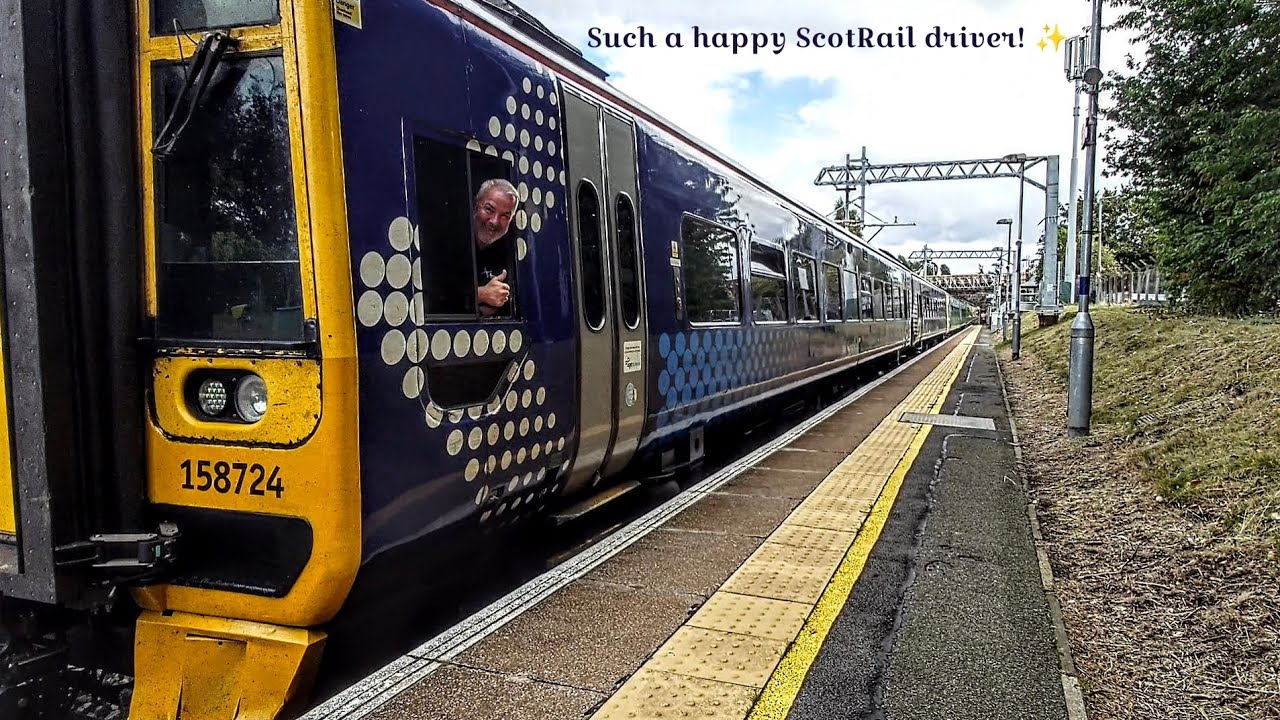 Such drivers just make your day!! 😃 (And what a fantastic Class 158 trailing!!) - Departure -