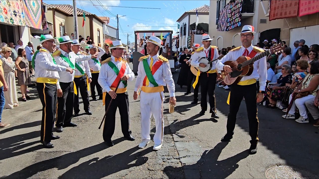 Ilha Terceira Açores. 07-10-25 Tradicional Bodo de Leite Vila das Lajes. 2°Parte. 