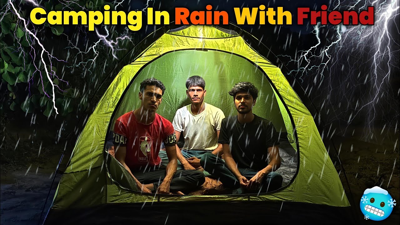 Night Camping In Rain With Friends 🌧️| Banai Maggi | Camping In India | Universal a2z Vlog