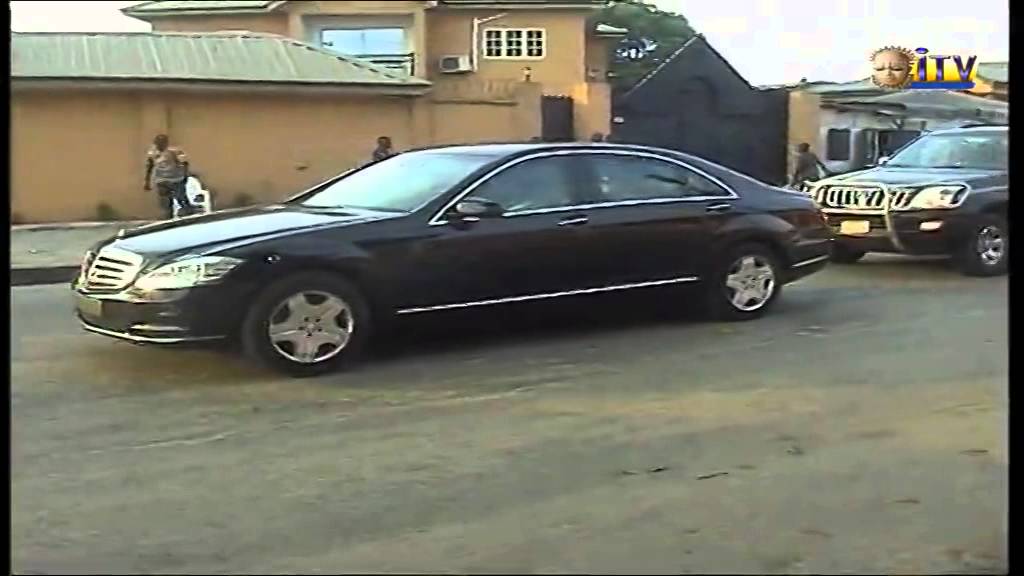 President Goodluck Jonathan Pays Private Visit To Olu Of Warri