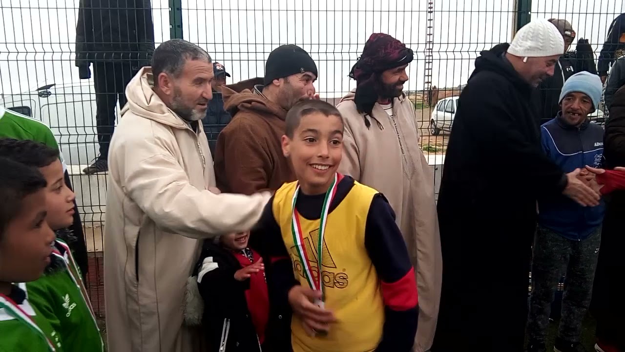 الناس حبوشة  . نتمنا ان يكون هذا الجيل الصاعد  الجيل رياضي خلوق ...ان شاء الله.