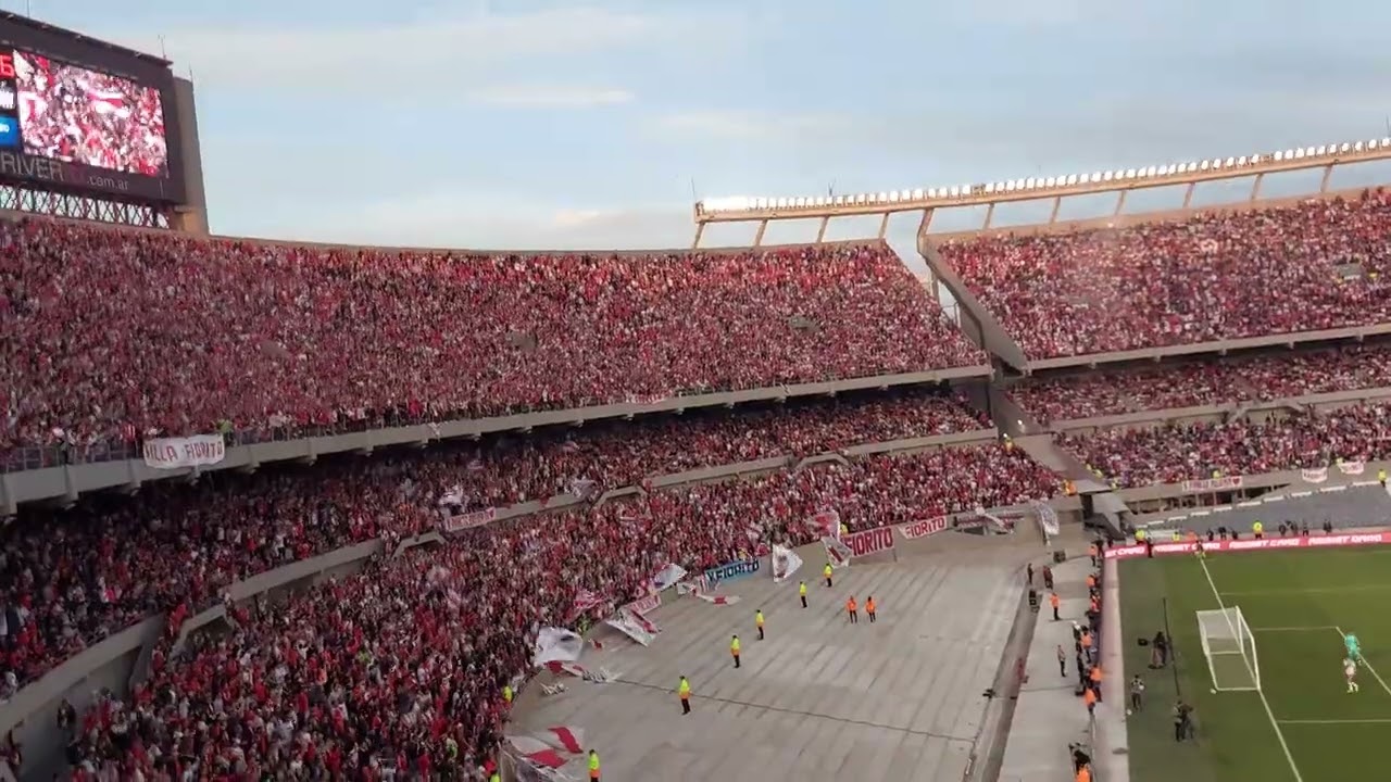 BORRACHO, SIEMPRE VOY DESCONTROLADO | River vs Talleres 2022