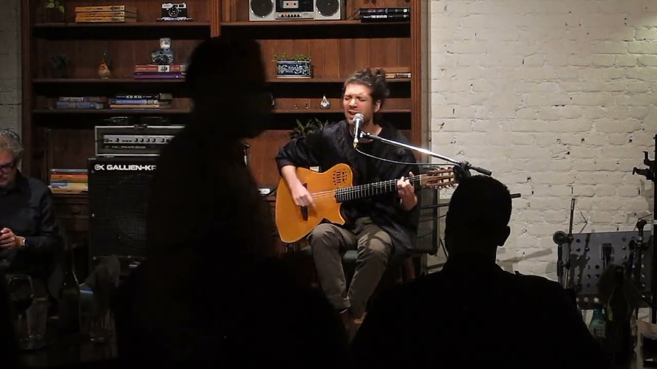 Open Your Mind - Dani Black - Frequência Rara no Bona em São Paulo