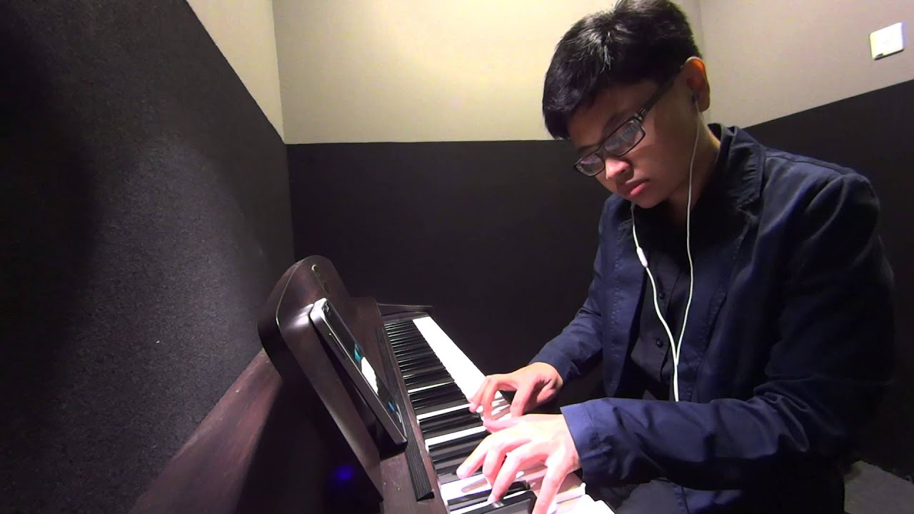 Skylark - Jazz Piano Solo by Putri Damarwati