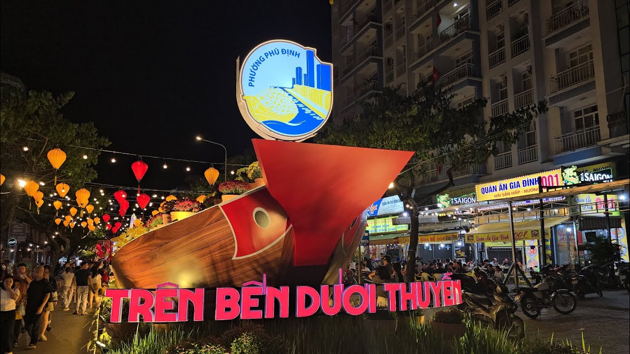 Chợ Hoa Tết Bính Ngọ 2026 