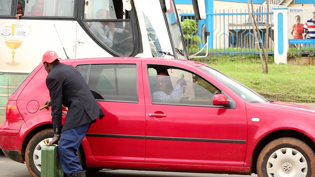 Syphoning Fuel from Vehicles  in Traffic