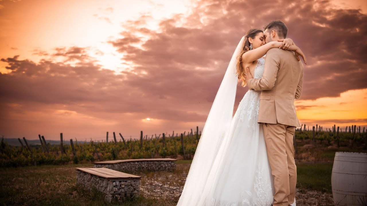 ESKÜVŐ - Videoklip - MEZŐSZEMERE (Bianka & Máté) - Legszebb pillanatok - WEDDING