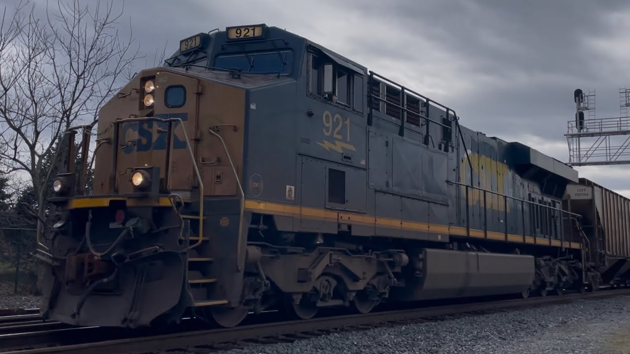 A Cold/snowy day for watching trains in Wyoming, OH!