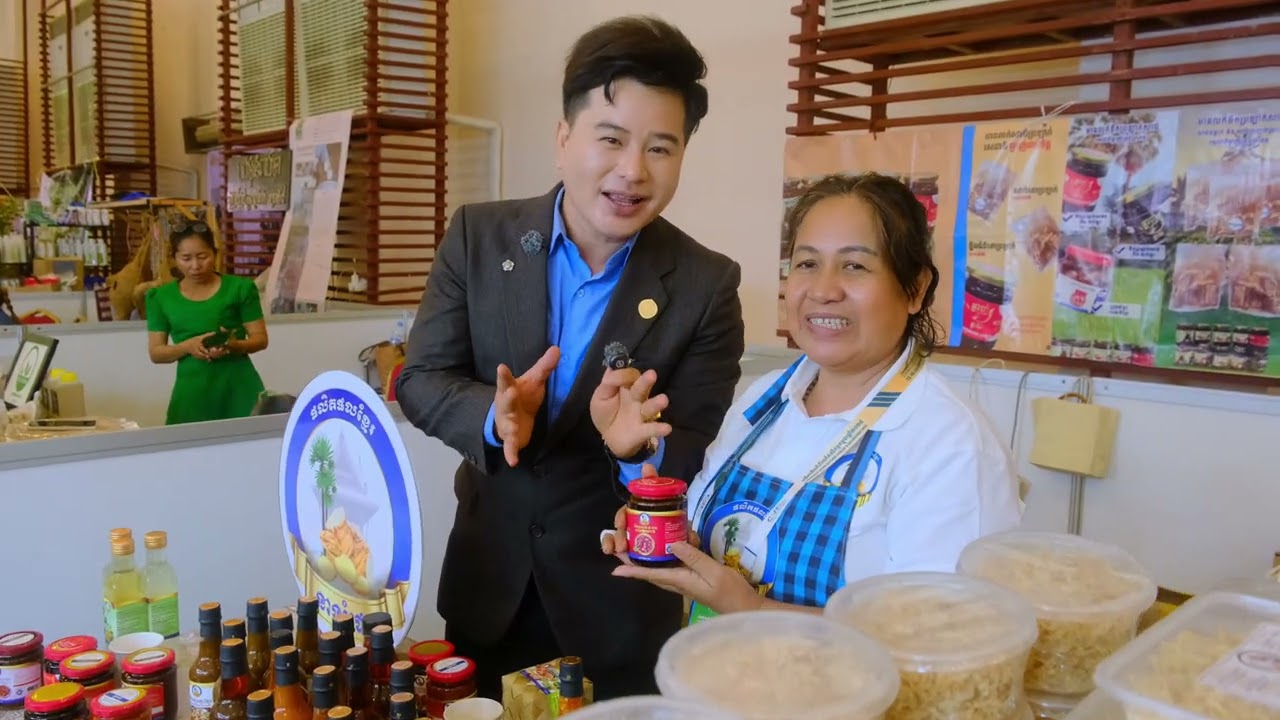 ផ្ទះខ្មែរផលិតផល​ខ្មែរ ក្នុងកម្មវិធីតាំង ពិព័រណ៏ផលិតផល​ របស់ក្រសួង កសិកម្មរុក្ខាប្រមាញ់ និងនេសាទ ២០២៥