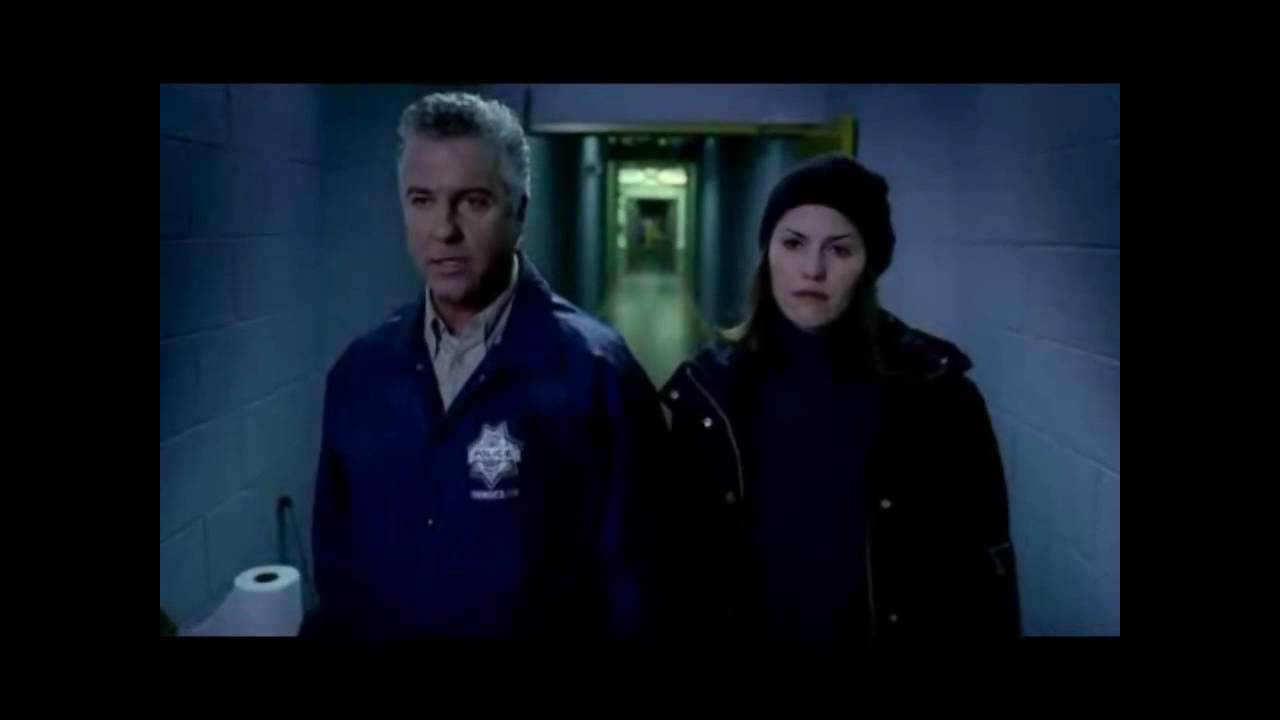 CSI: Grissom and Sara discussing Victoria's 