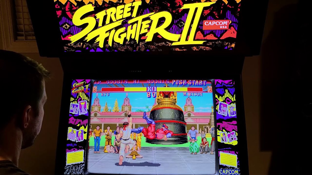 Street Fighter II: The World Warrior Arcade Cabinet MAME Playthrough w/ Hypermarquee