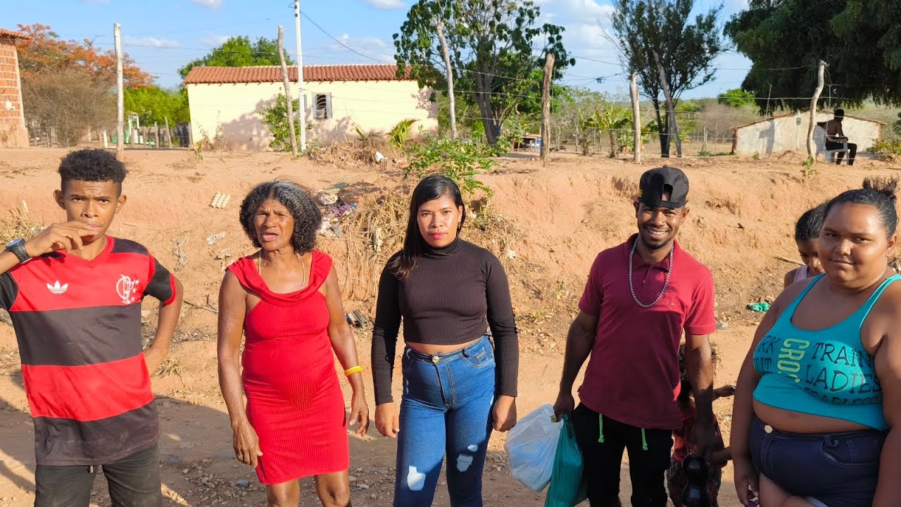 VEJA A CHEGADA DE JULINHA E FAMÍLIA NO SERTÃO PERNAMBUCANO.