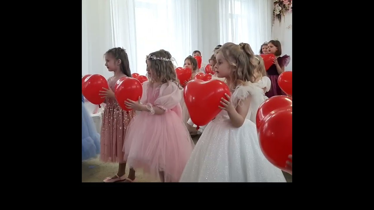 Випускне свято 