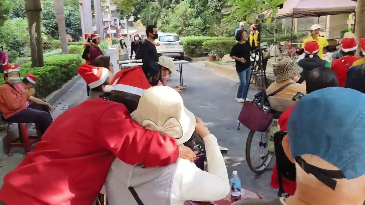 高雄林南里活動 愛的抱抱