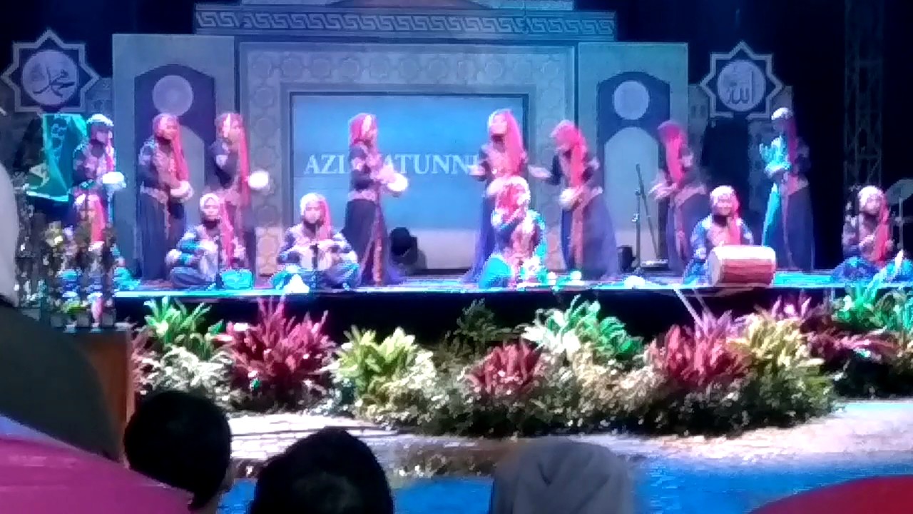 Azmiyantunnisa #festivalakbar#alamsutra2017#marawis#seniislami