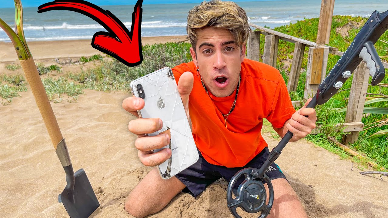 ENCONTRAMOS UN IPHONE EN LA PLAYA CON UN DETECTOR DE METALES !!