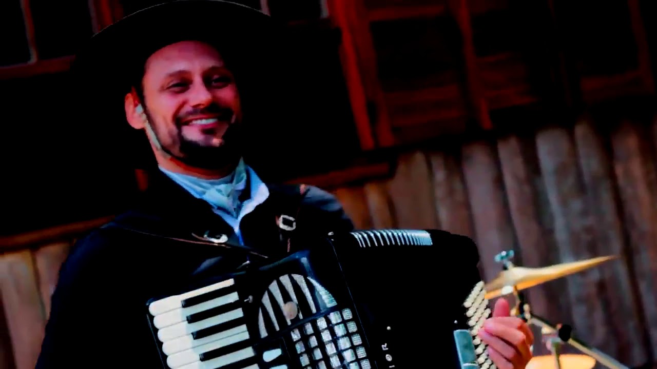 Grupo Ch&atilde;o Nativo - Dona Maria (Par&oacute;dia Dona Maria - Thiago Brava)